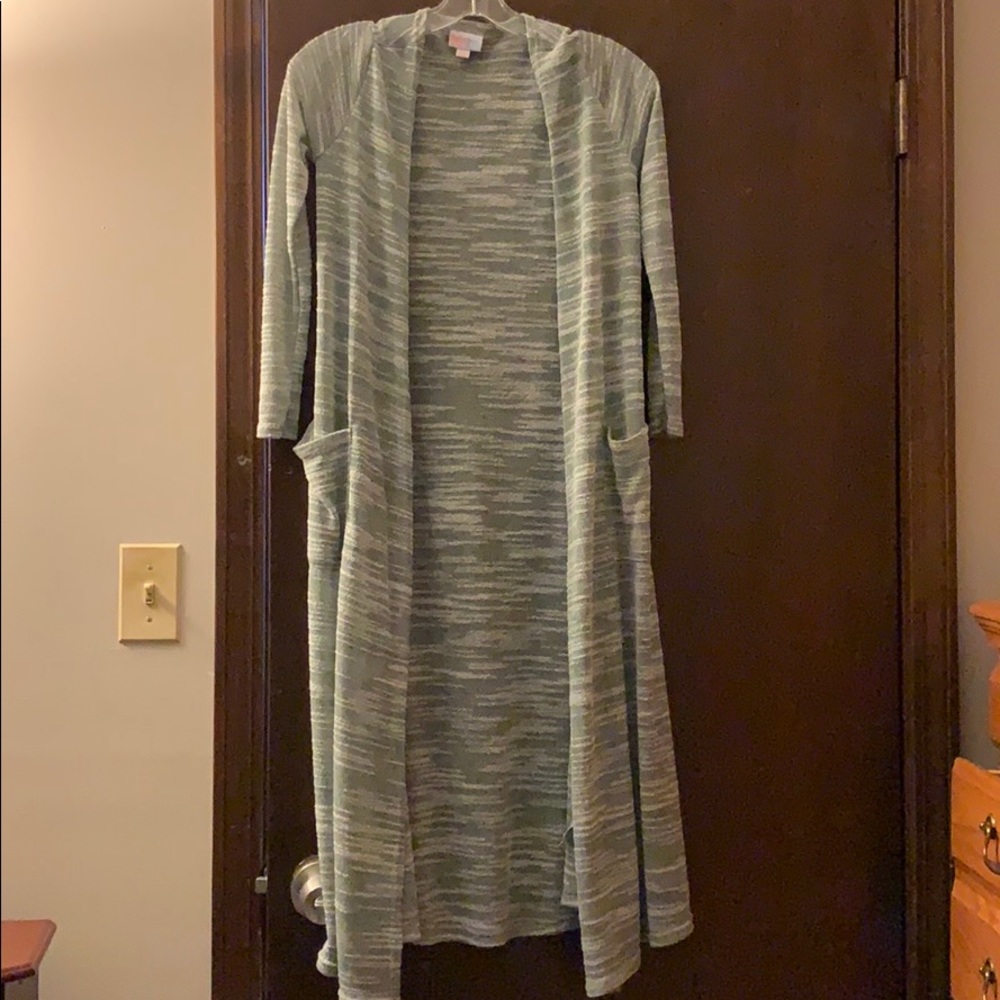 XS Lularoe Sarah